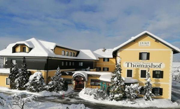 Отель Der Thomashof Санкт-Якоб-им-Розенталь Экстерьер фото